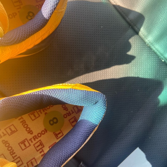 Troops - Picture 6 of 6